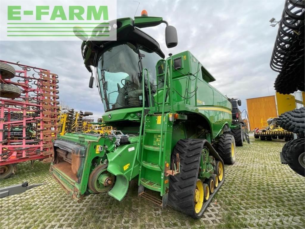 John Deere S690i Combine harvesters