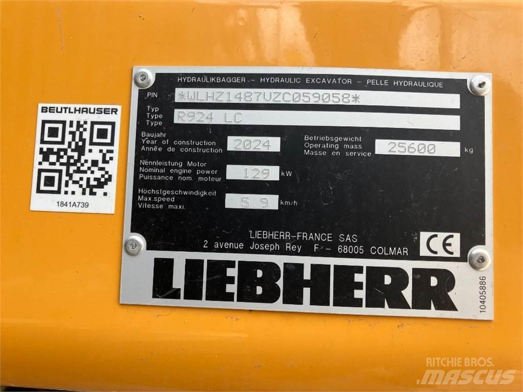 Liebherr R924 Crawler excavators