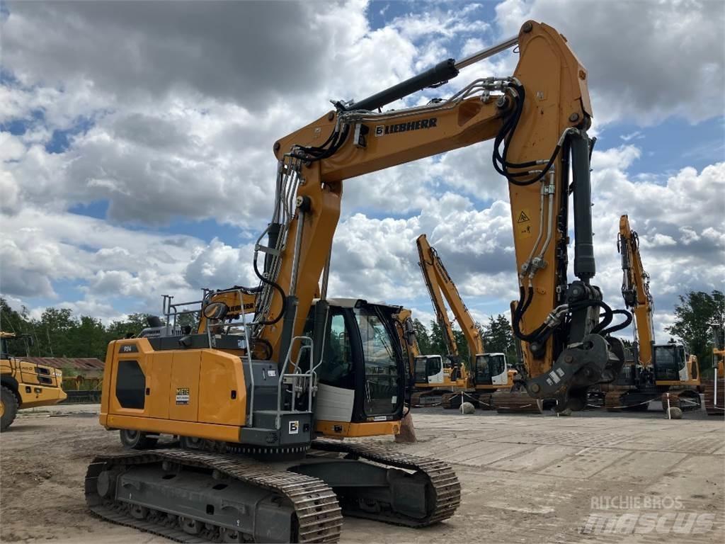 Liebherr R924 Crawler excavators