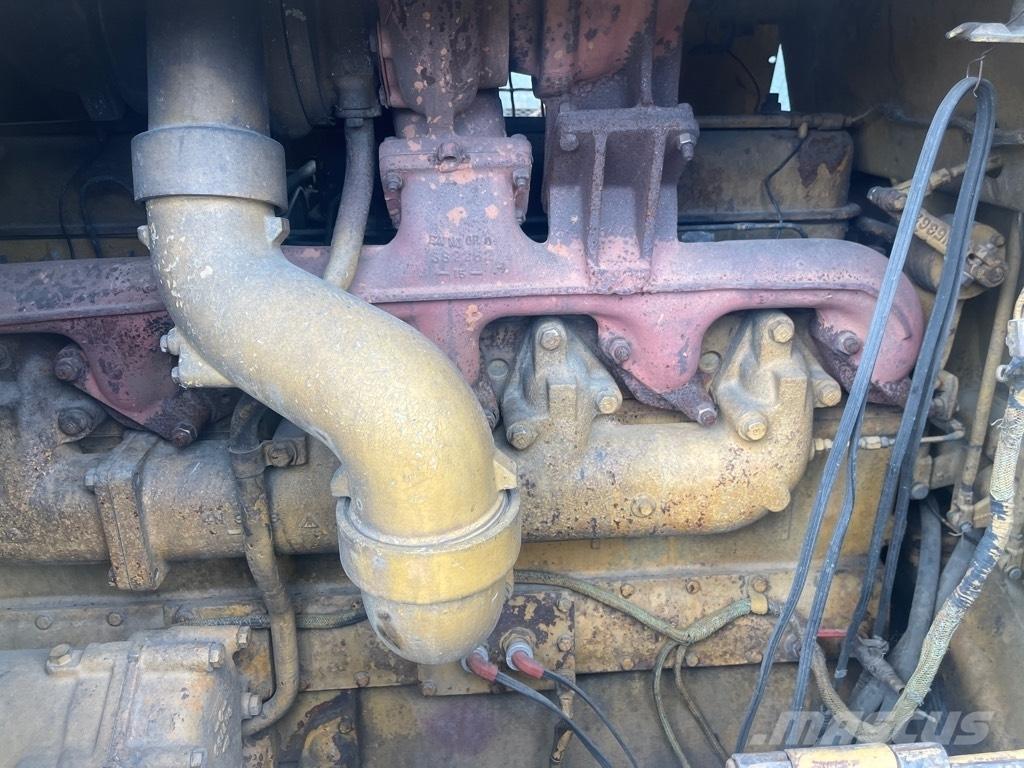 CAT D 8 K Crawler dozers