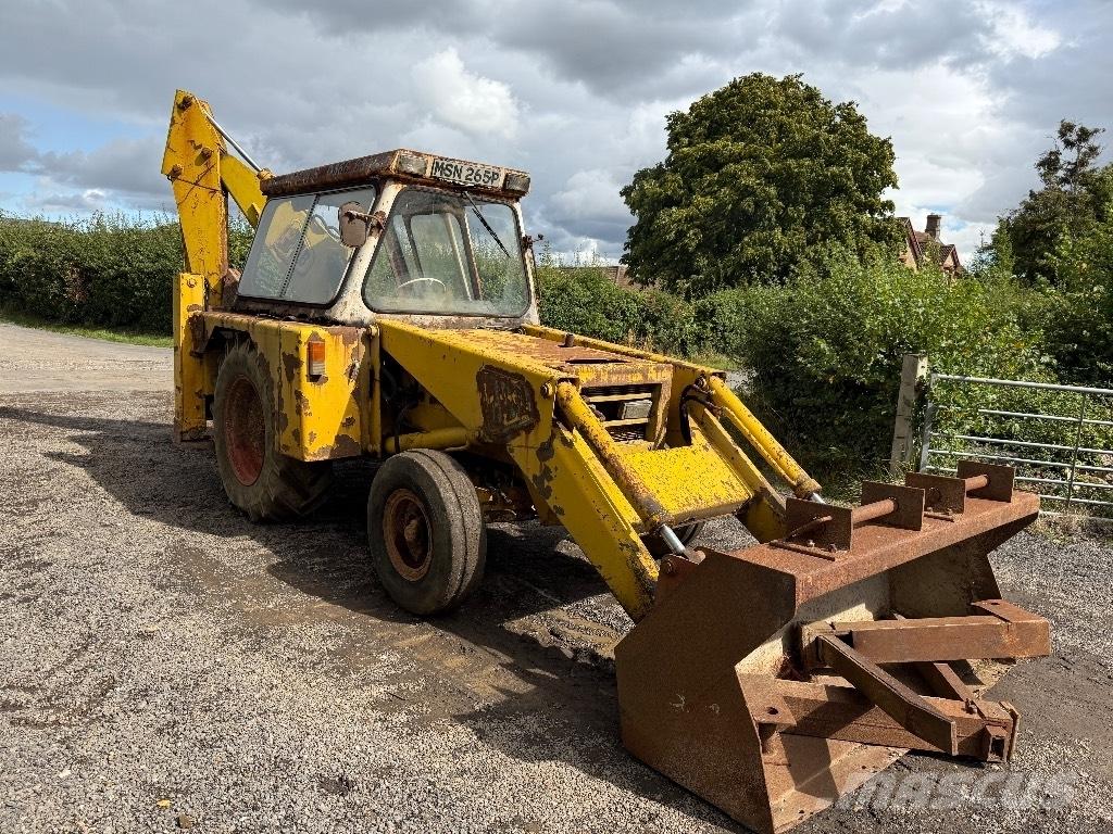 JCB 3 C II Backhoe