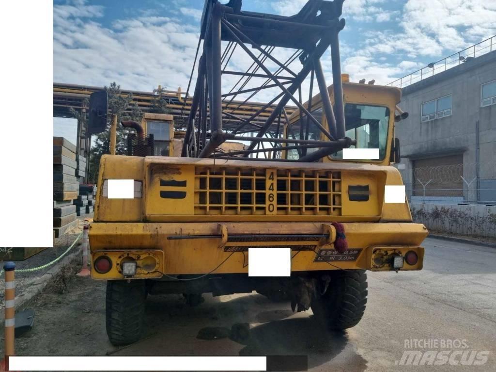 American 4460 Track mounted cranes