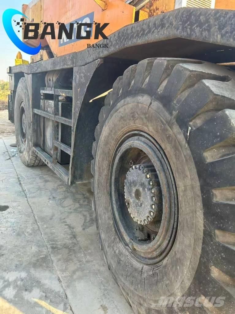 Kato KR 25 H Rough terrain cranes