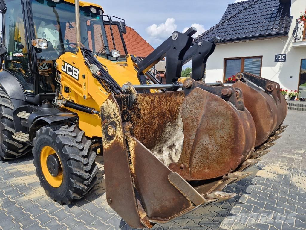 JCB 3 CX Backhoe