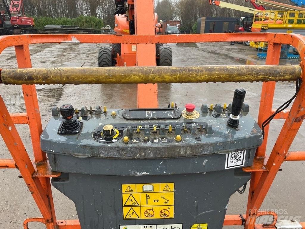 JLG 1200 SJP Telescopic boom lifts