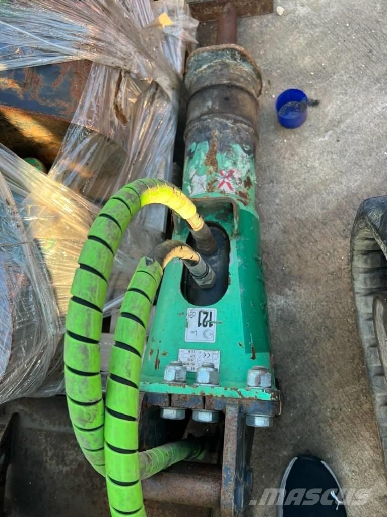 Montabert SC 8 Crushers