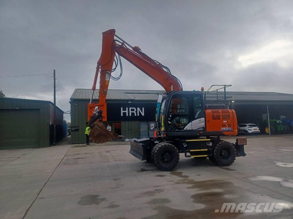 Hitachi 140W Wheeled excavators