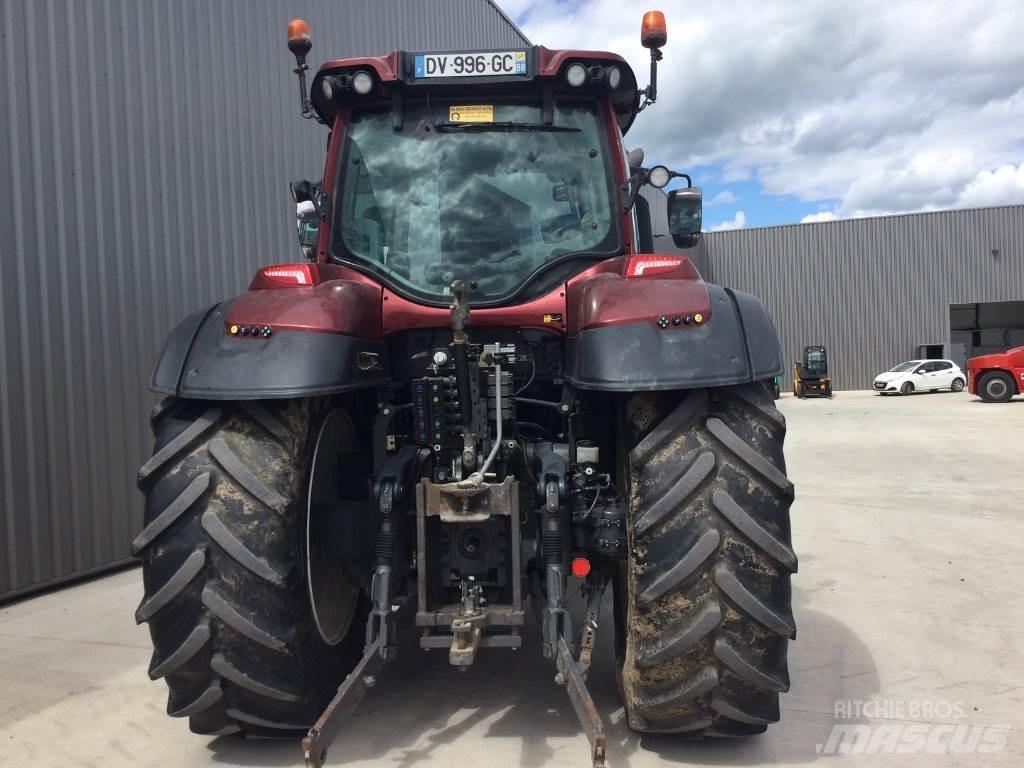 Valtra T194 Tractors