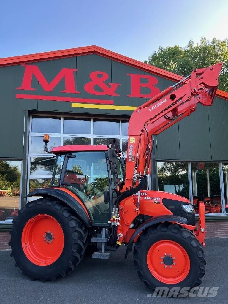 Kubota M 8540 Tractors