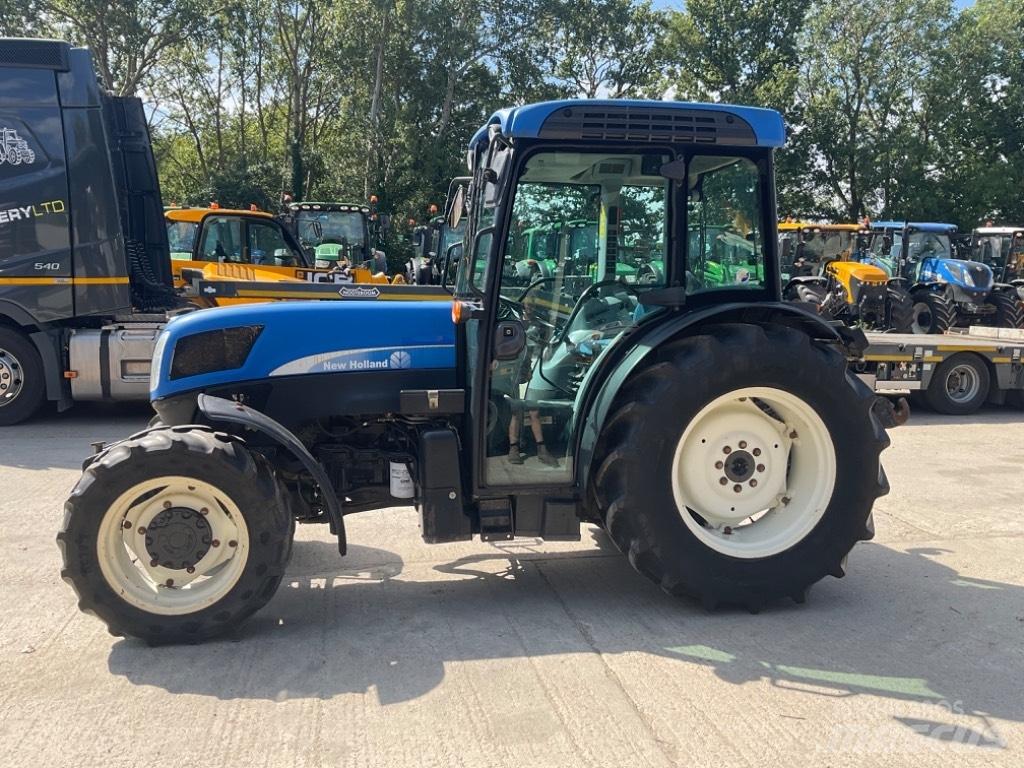 New Holland T 4050 F Tractors