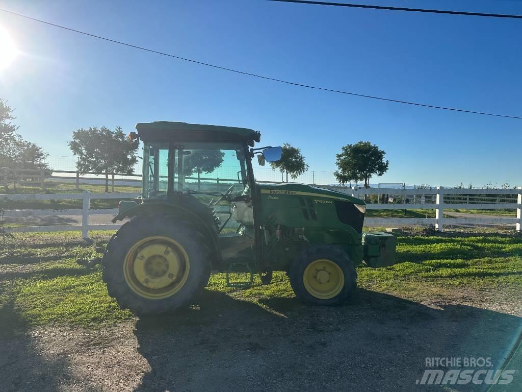 John Deere 5090 GN Tractors