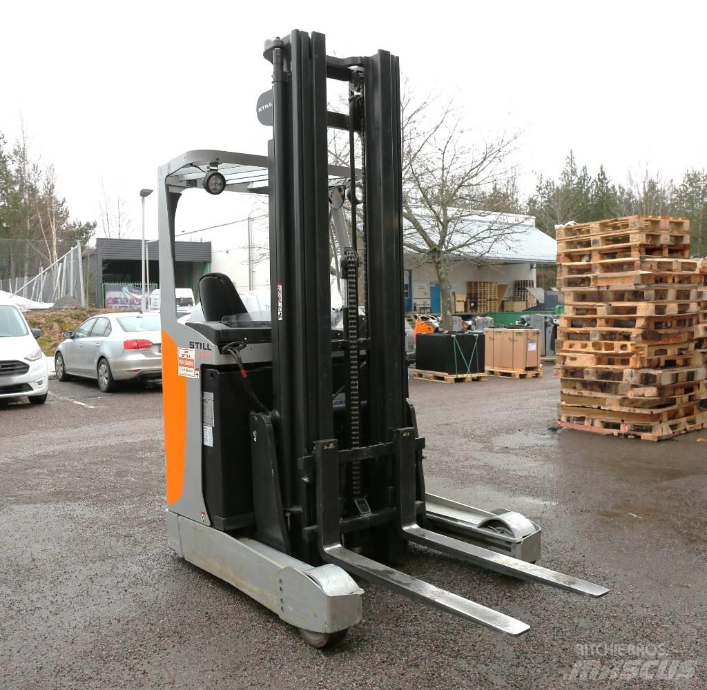 Still FMX14 Reach truck