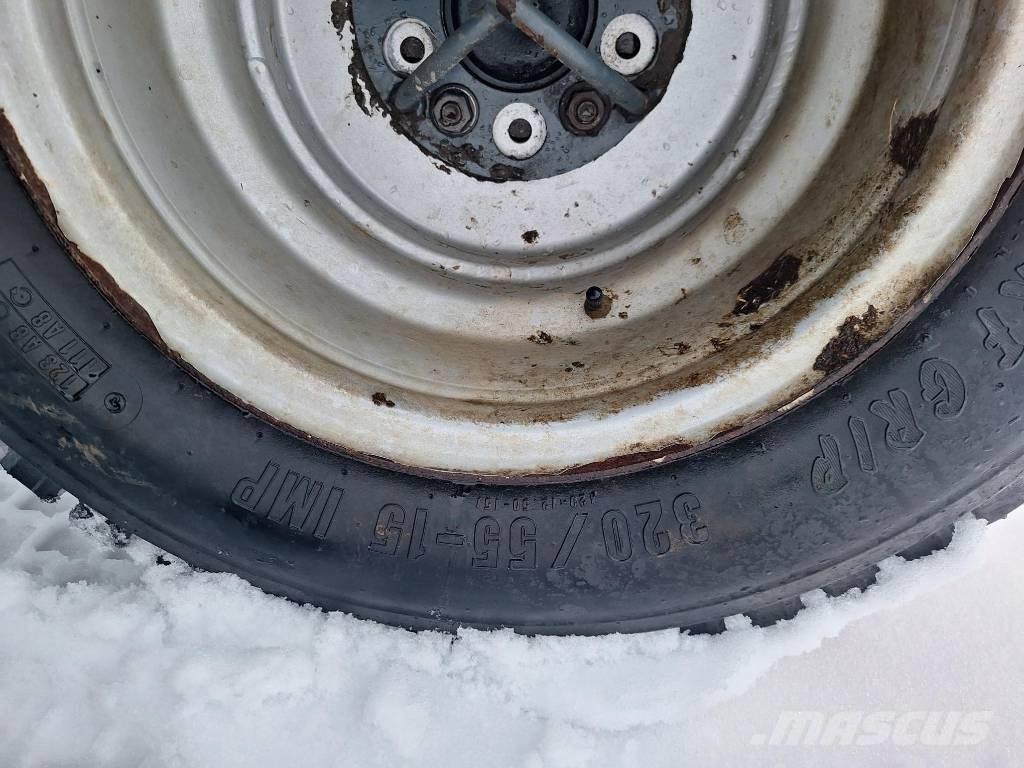 Avant 745 Multi-purpose loaders