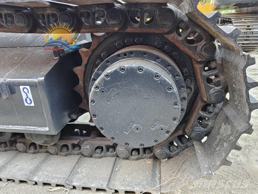 Doosan DX 300 LC Crawler excavators