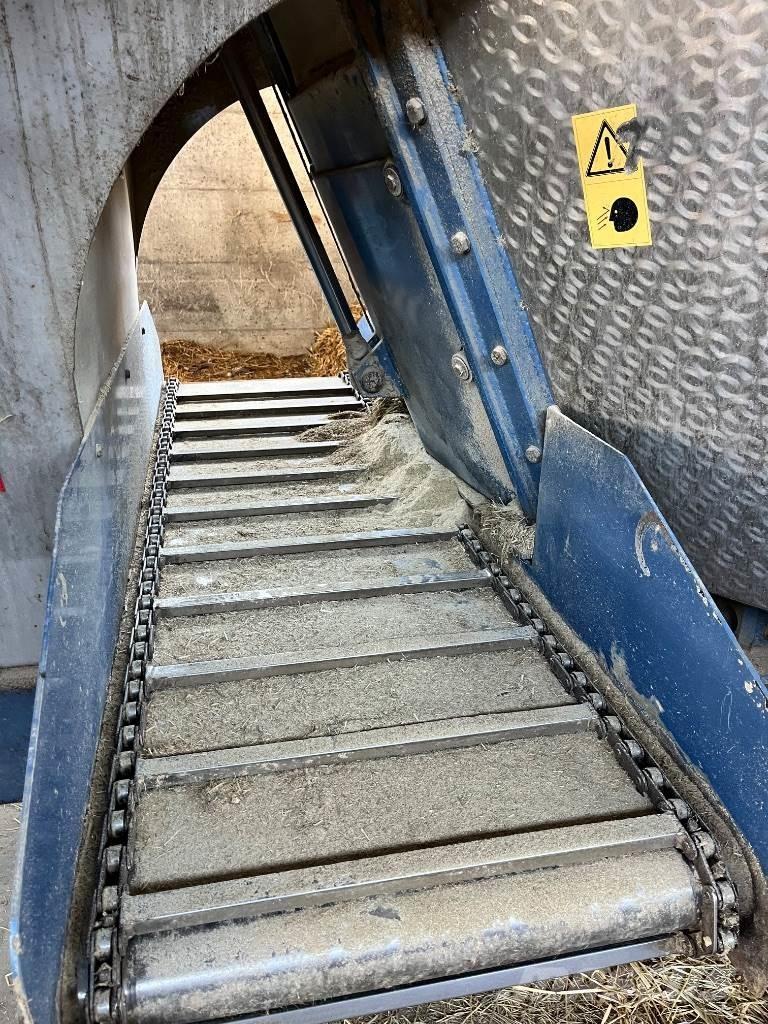  Pagliari Thv 116 Feed mixer