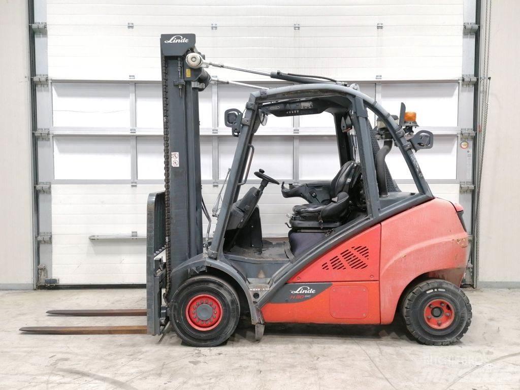 Linde H30D-02 Diesel trucks