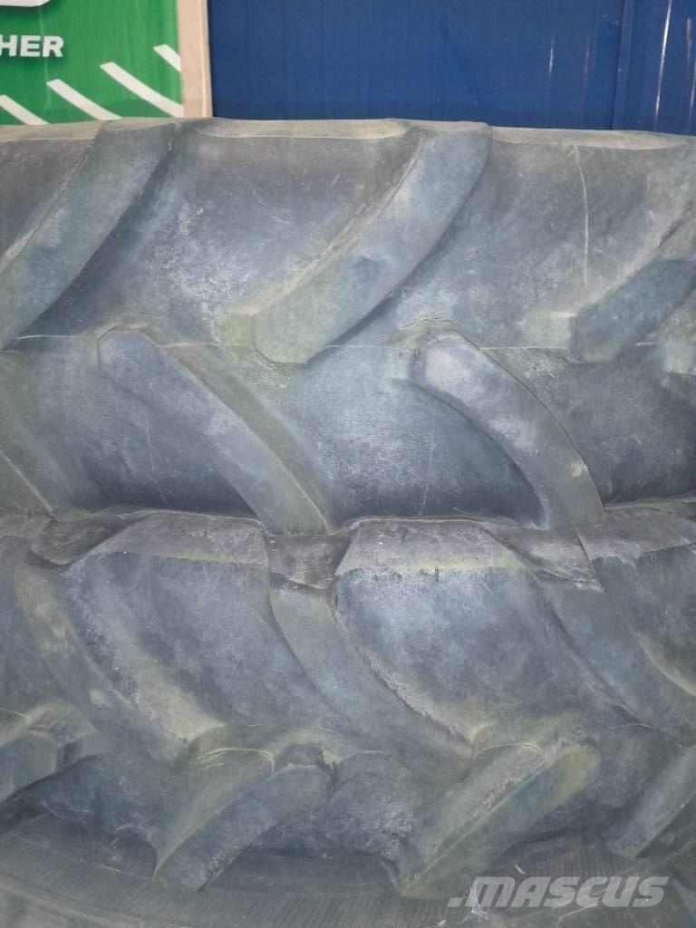 Michelin 9,5-32 Tyres, wheels and rims