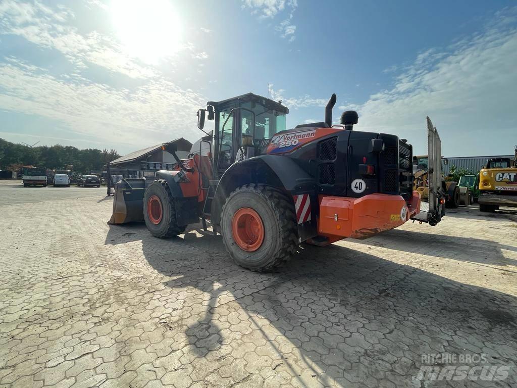 Hitachi ZW 250-6 Wheel loaders