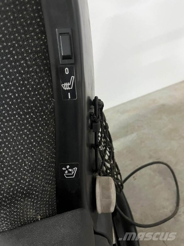 Liebherr Stoel Other components