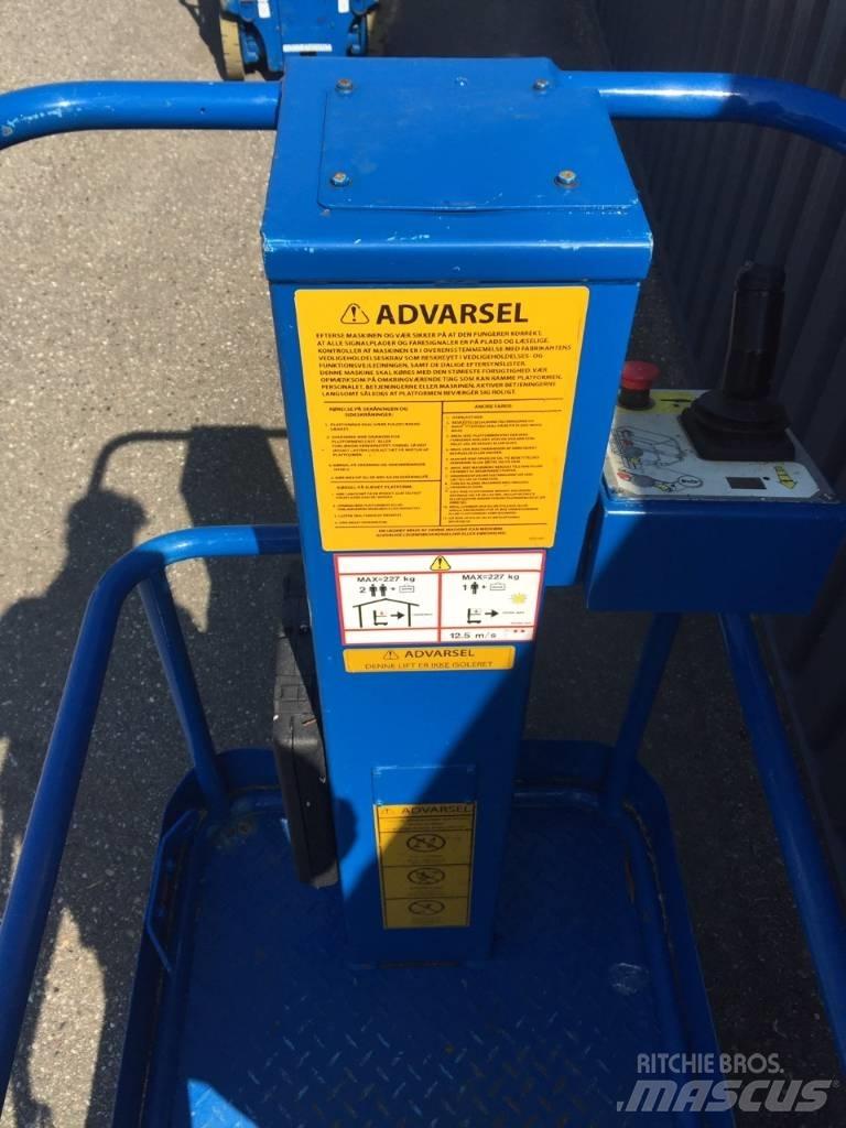 UpRight TM12 Used Personnel lifts and access elevators