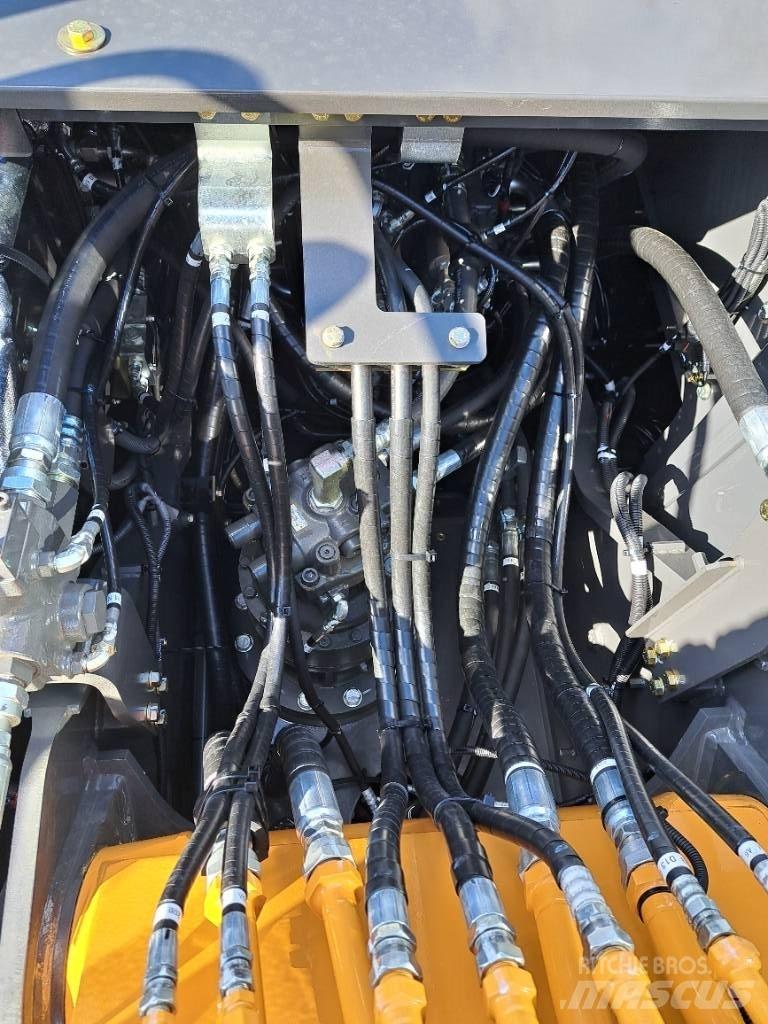 CASE CX210E Crawler excavators