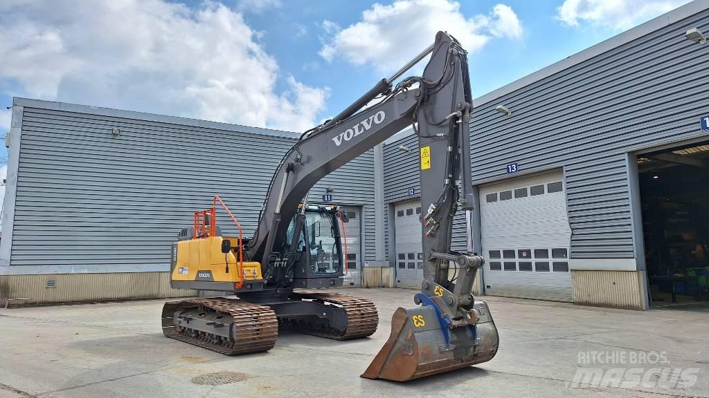 Volvo EC220E Crawler excavators