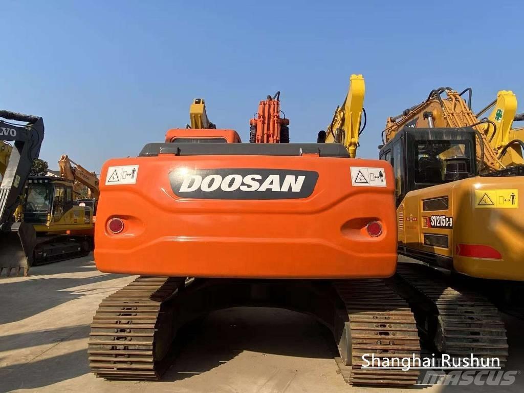 Doosan 225LC-9 Crawler excavators