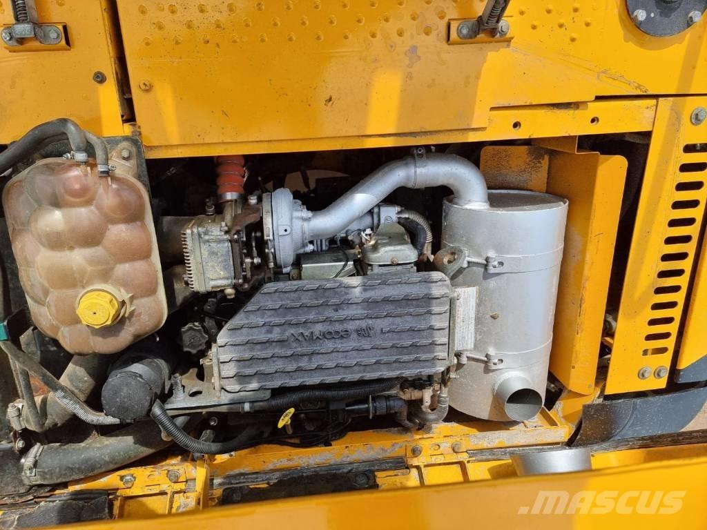 JCB JS 130 LC Crawler excavators