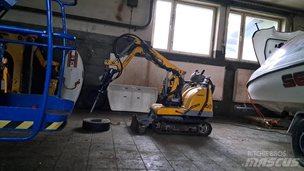 Brokk 40 Mini excavators < 7t (Mini diggers)