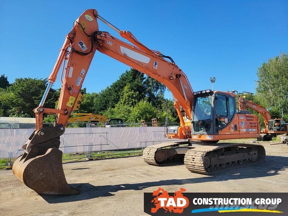 Doosan DX 225 LC-3 Crawler excavators