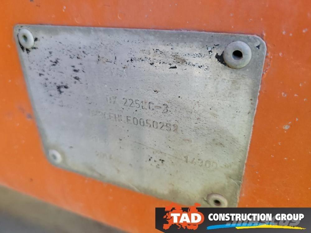 Doosan DX 225 LC-3 Crawler excavators