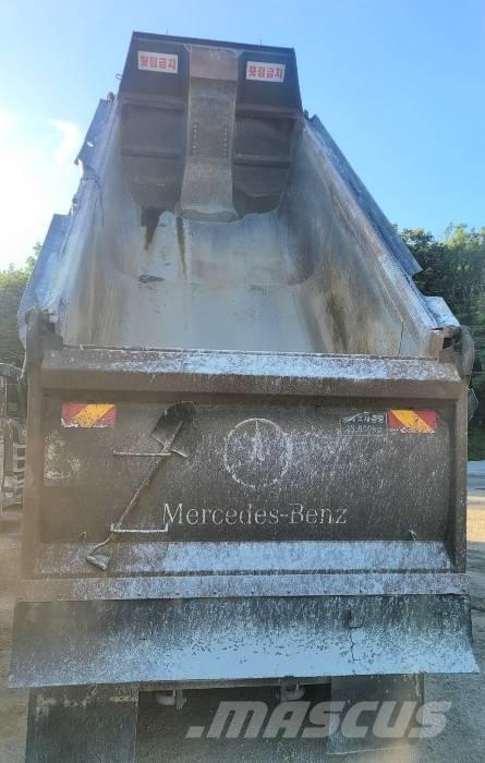 Mercedes-Benz 3951K Site dumpers