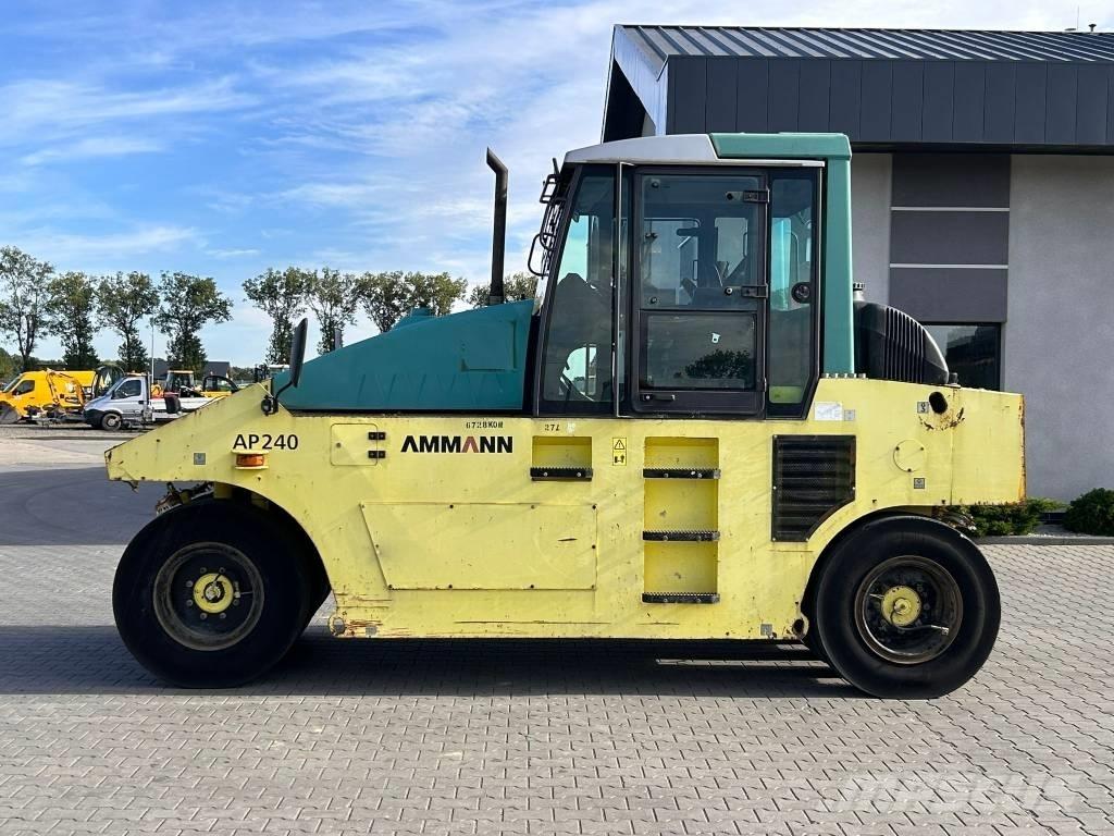 Ammann AP 240 Pneumatic tired rollers