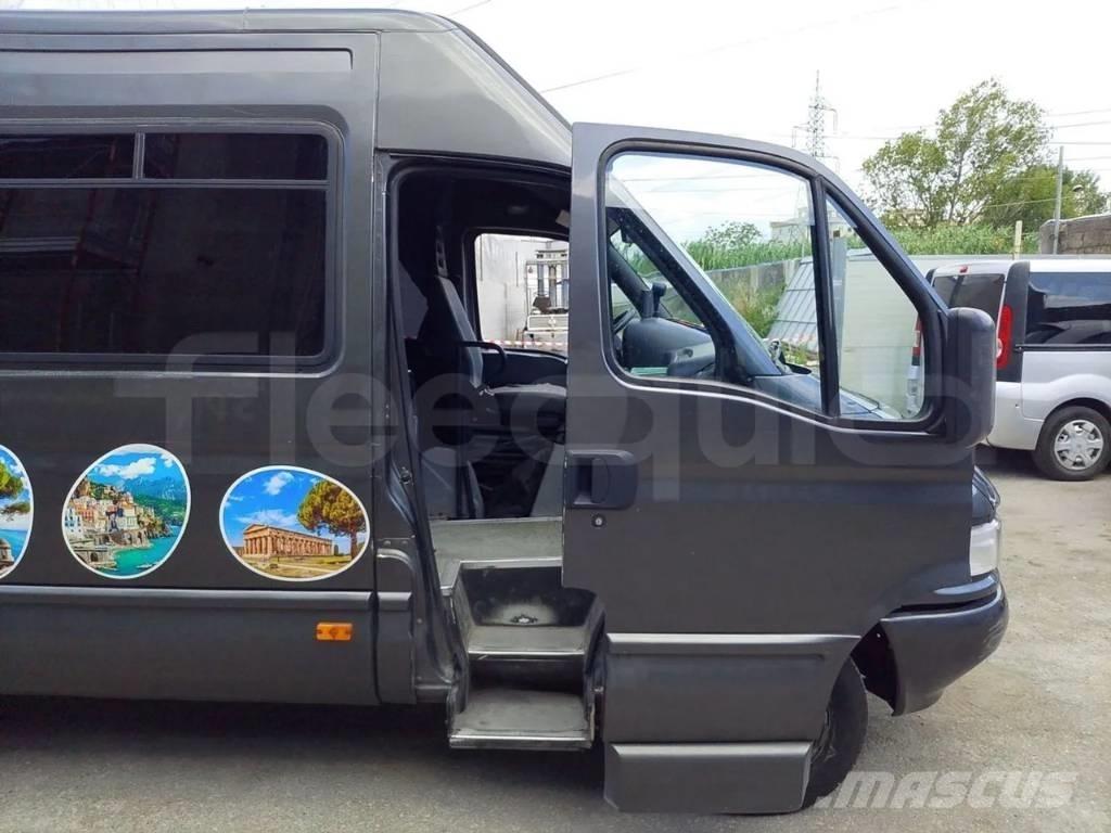 Iveco Daily Mini bus
