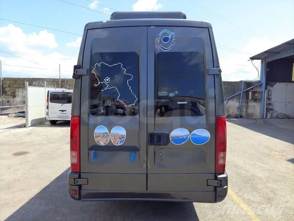 Iveco Daily Mini bus