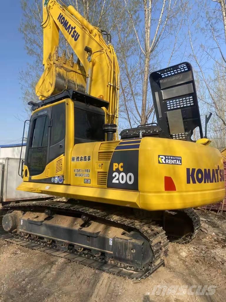 Komatsu PC 200-8 Crawler excavators