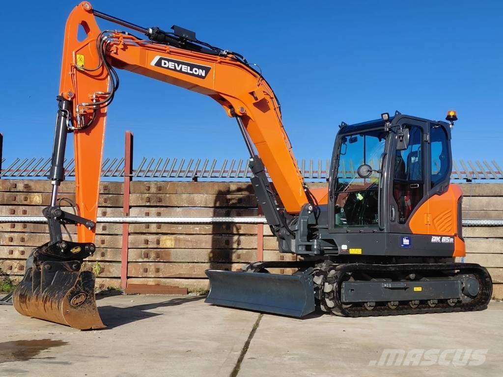 Develon DX85R Mini excavators  7t - 12t