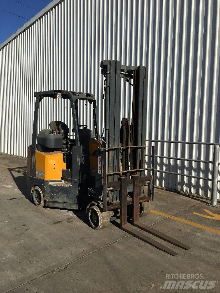 Aisle-Master 20SE Narrow aisle truck