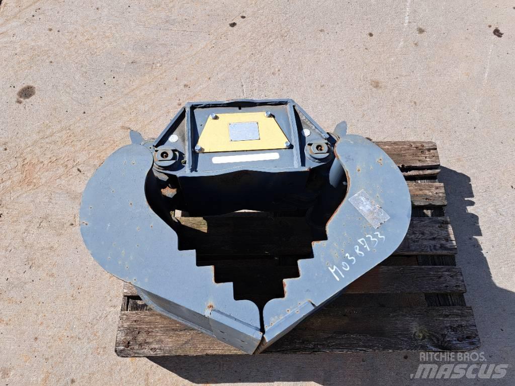 Mustang GRP250CH Grapples