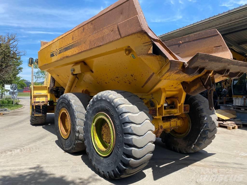 O&K D30 Articulated Haulers