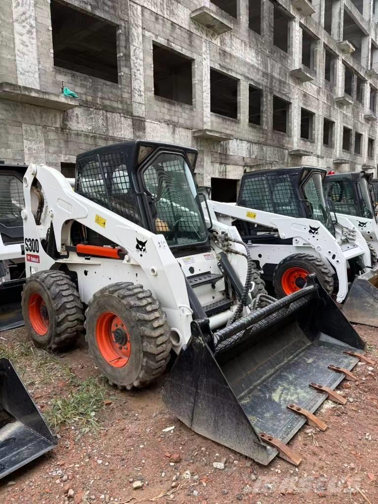 Bobcat S300 Skid steer loaders