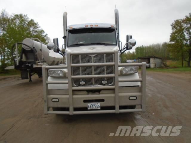 Peterbilt 567 Prime Movers