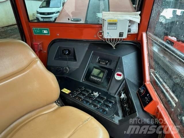 Ditch Witch JT 30 AT Horizontal drilling rigs