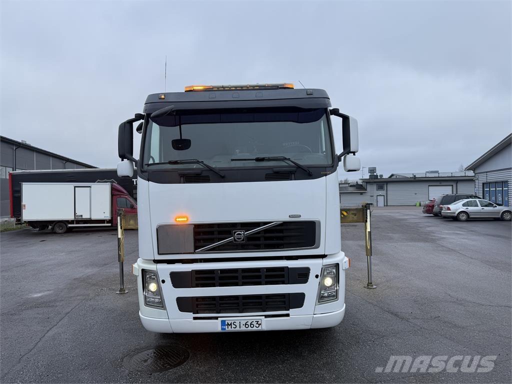 Volvo FH13 6X2 Truck mounted cranes