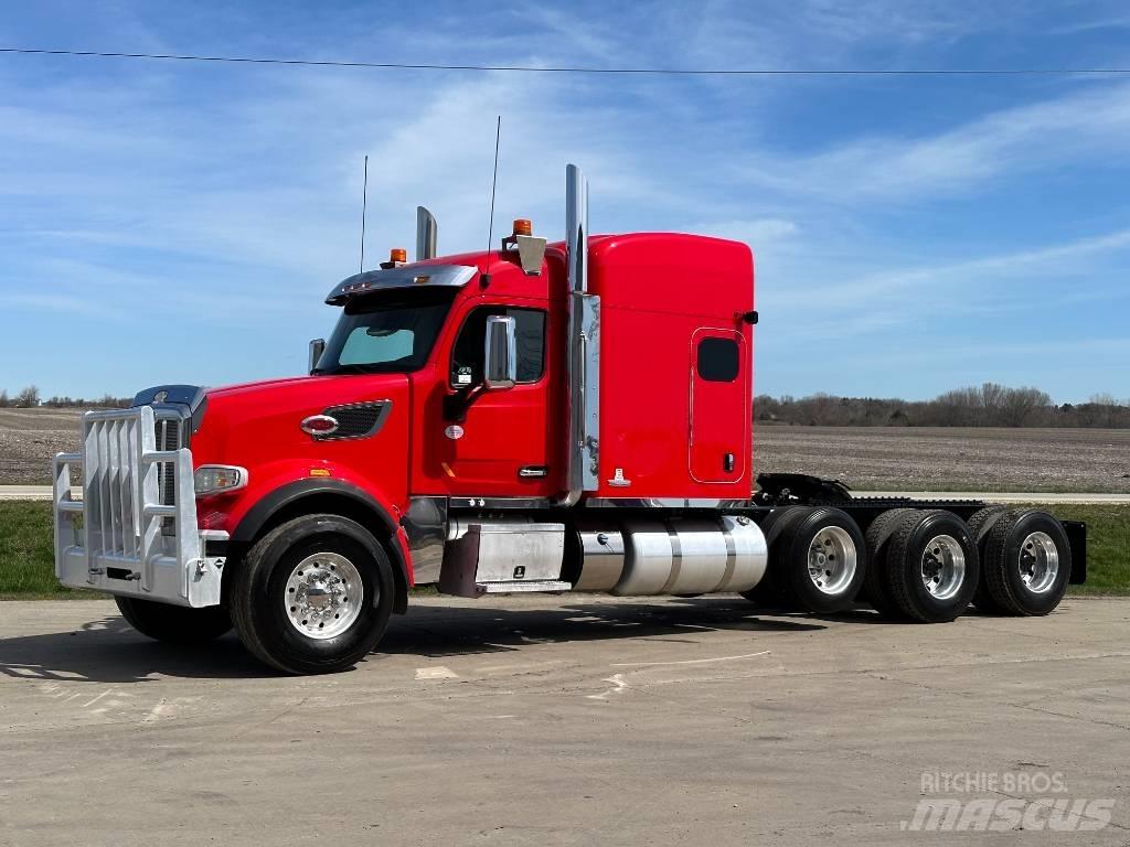 Peterbilt 567 Prime Movers