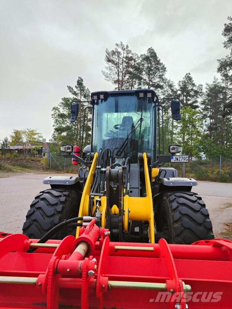 New Holland W 110 D Wheel loaders
