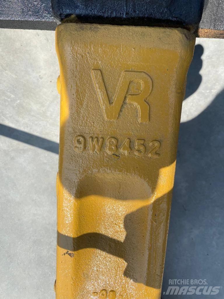 Reschke cw45s Buckets