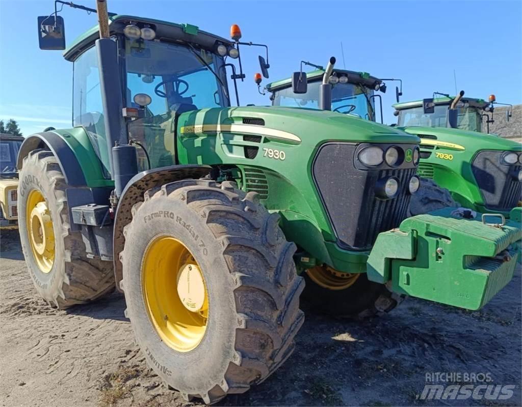John Deere 7930 Tractors