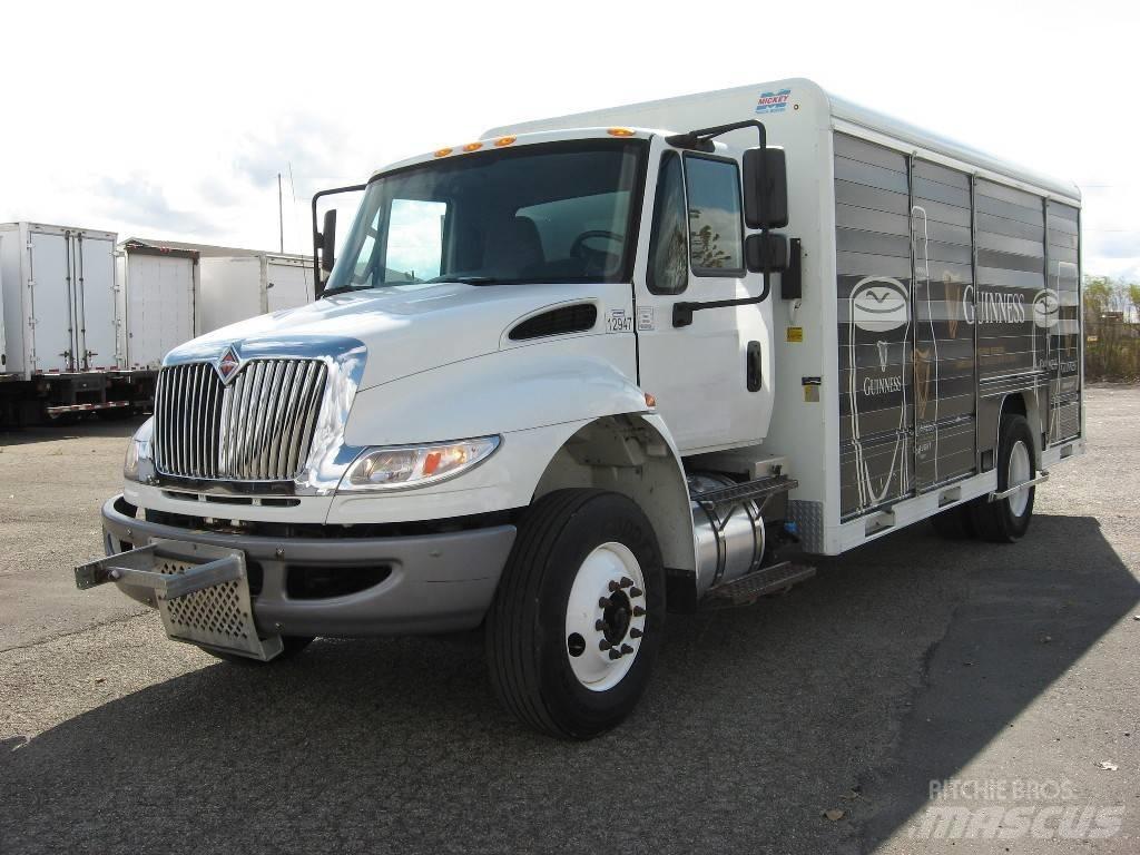 International 4300 Beverage trailers