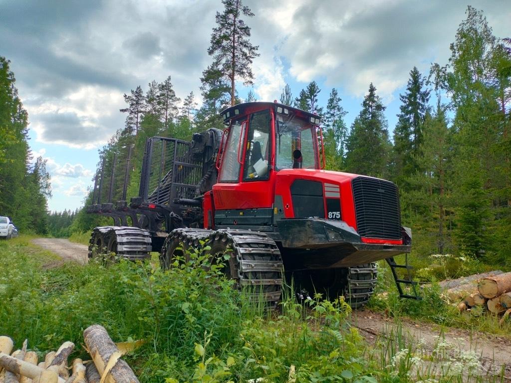 Komatsu 875 Forwarders